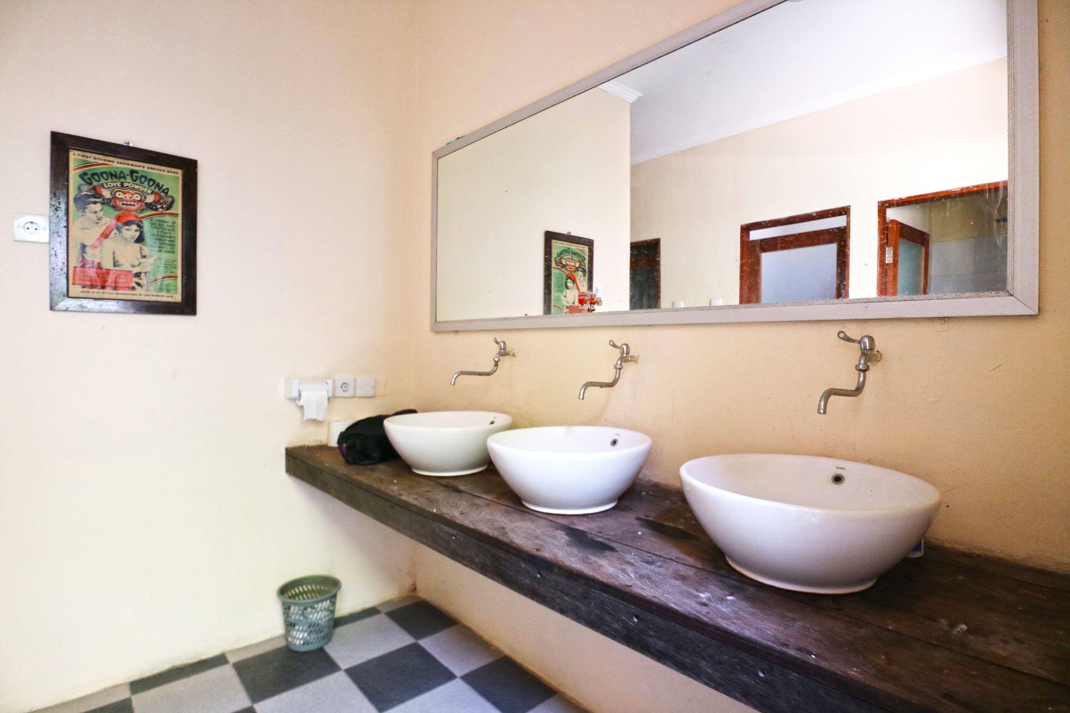 Indopurejoy House - Komala Indah Cottages Kuta Lombok Exterior foto